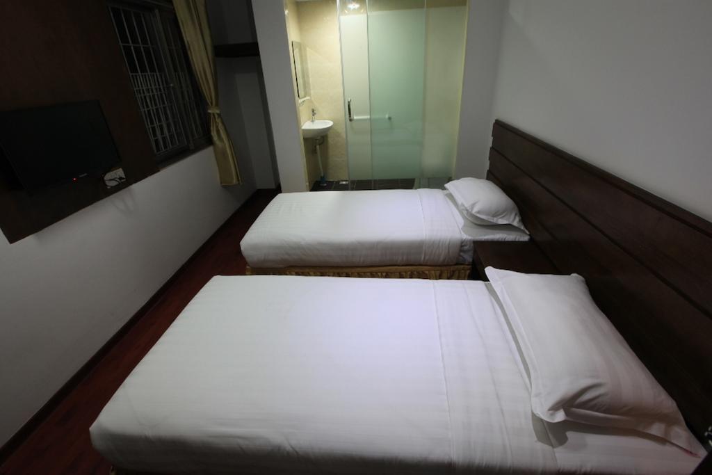 Yangon Regency Hotel Buitenkant foto